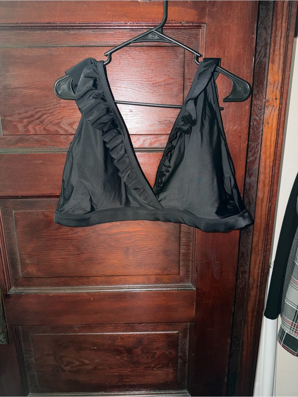 Old Navy Black Ruffle V-Neck Bralette